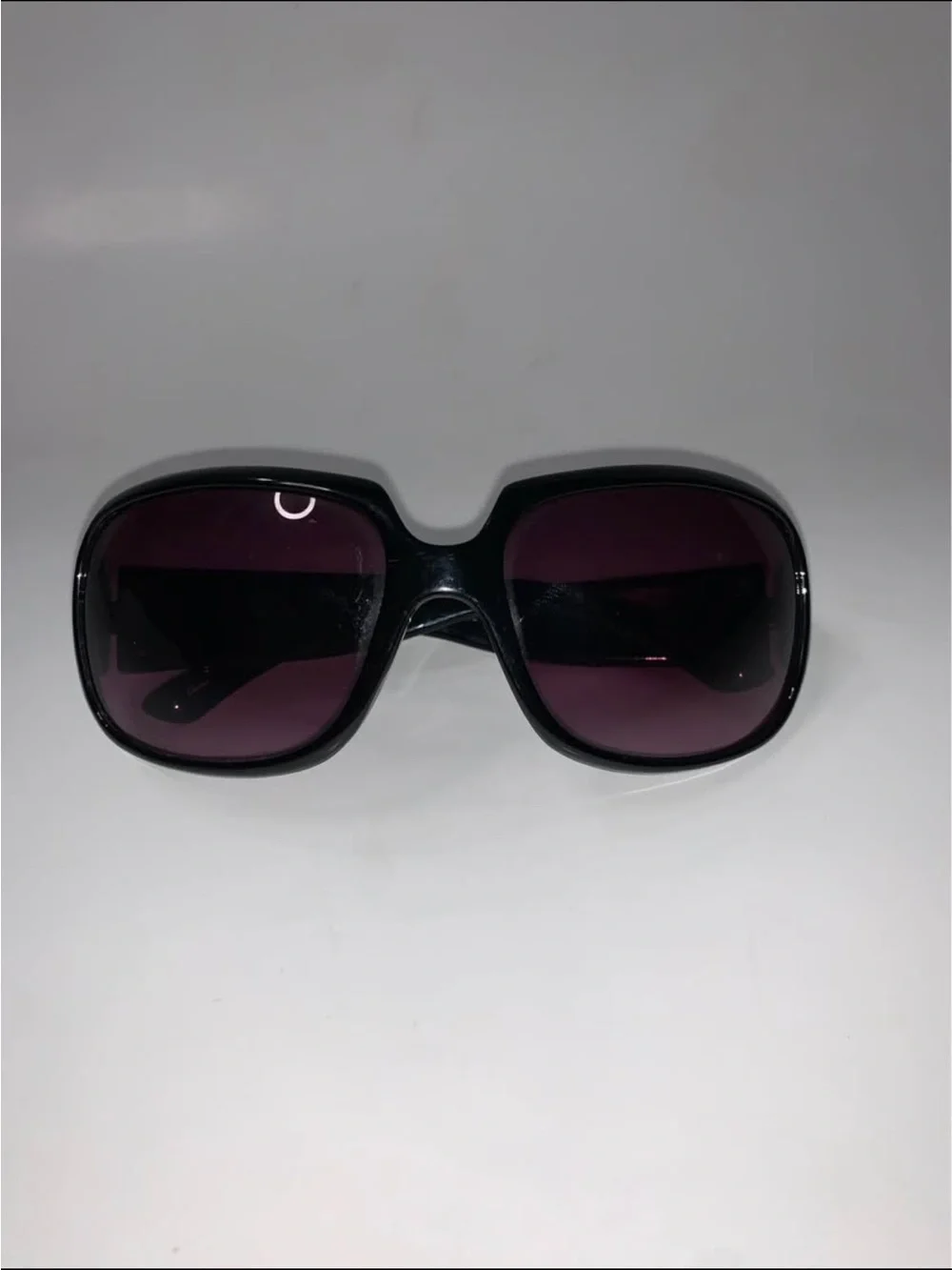 Nine west Classic Women's Sunglasses - Black Frame with Dark Purple Lenses